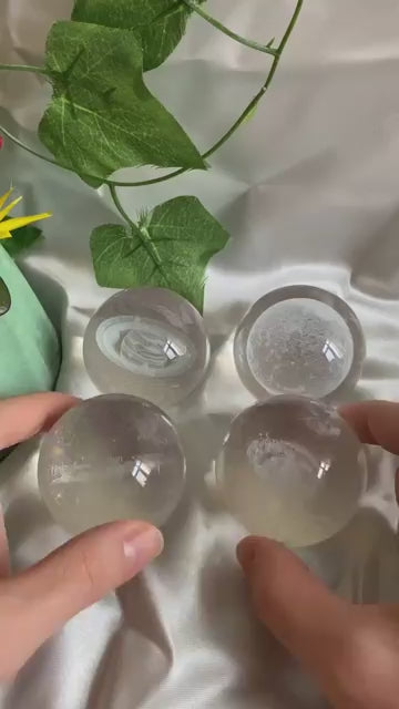 3D Planet Crystal Ball LED Night Light with Wooden Base